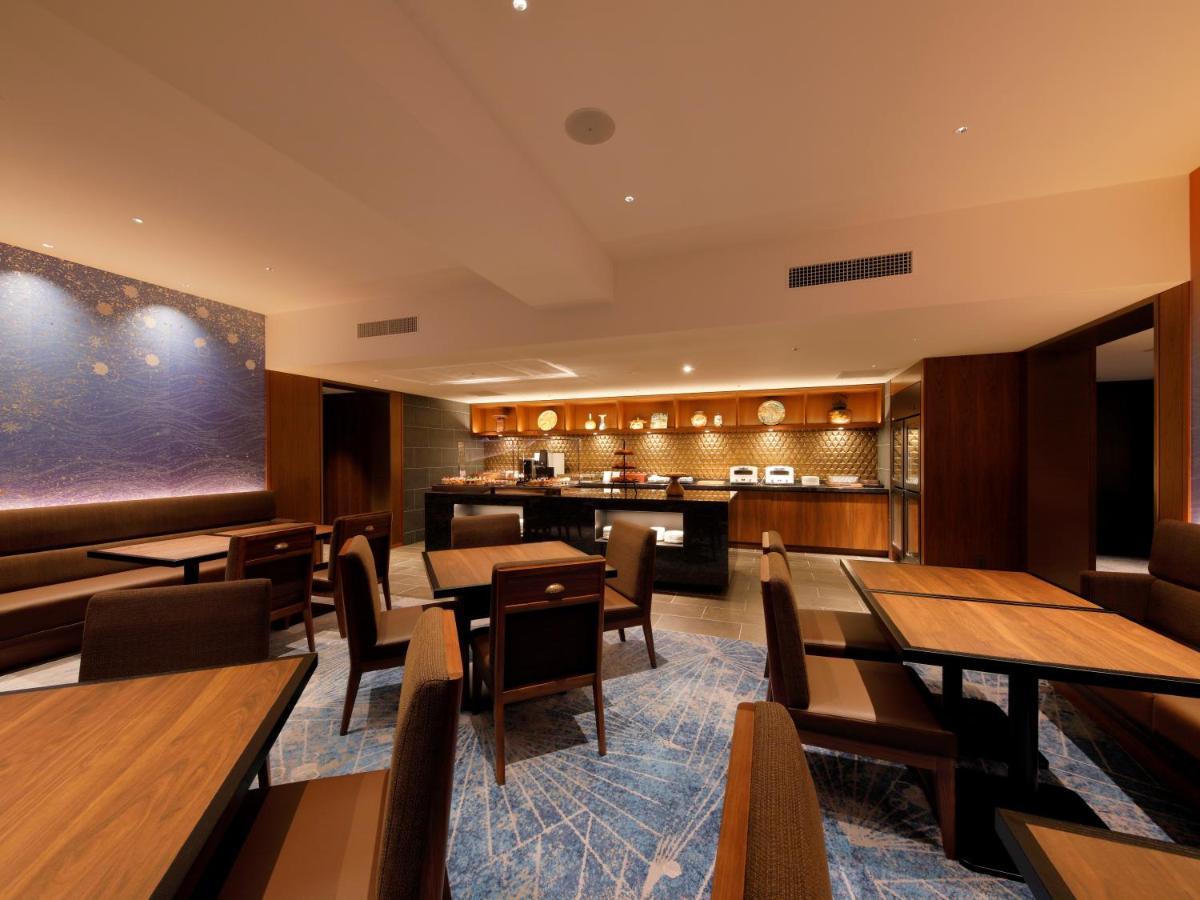 The Hotel Sanraku Kanazawa 21Th December 2022 Open Екстер'єр фото The lounge at Haneda Airport